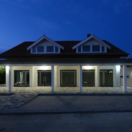 White Apartman Siófok Exterior foto