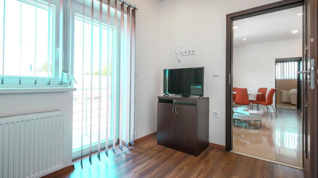 White Apartman Siófok Exterior foto