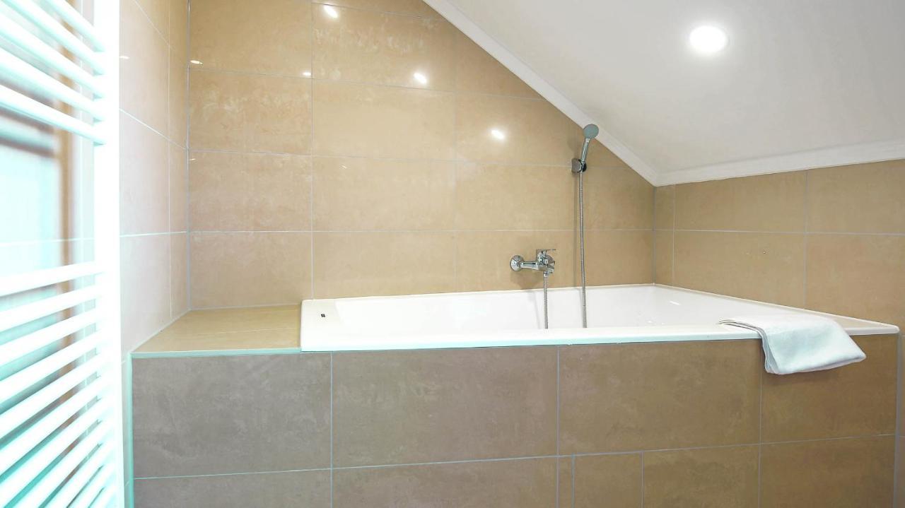 White Apartman Siófok Exterior foto